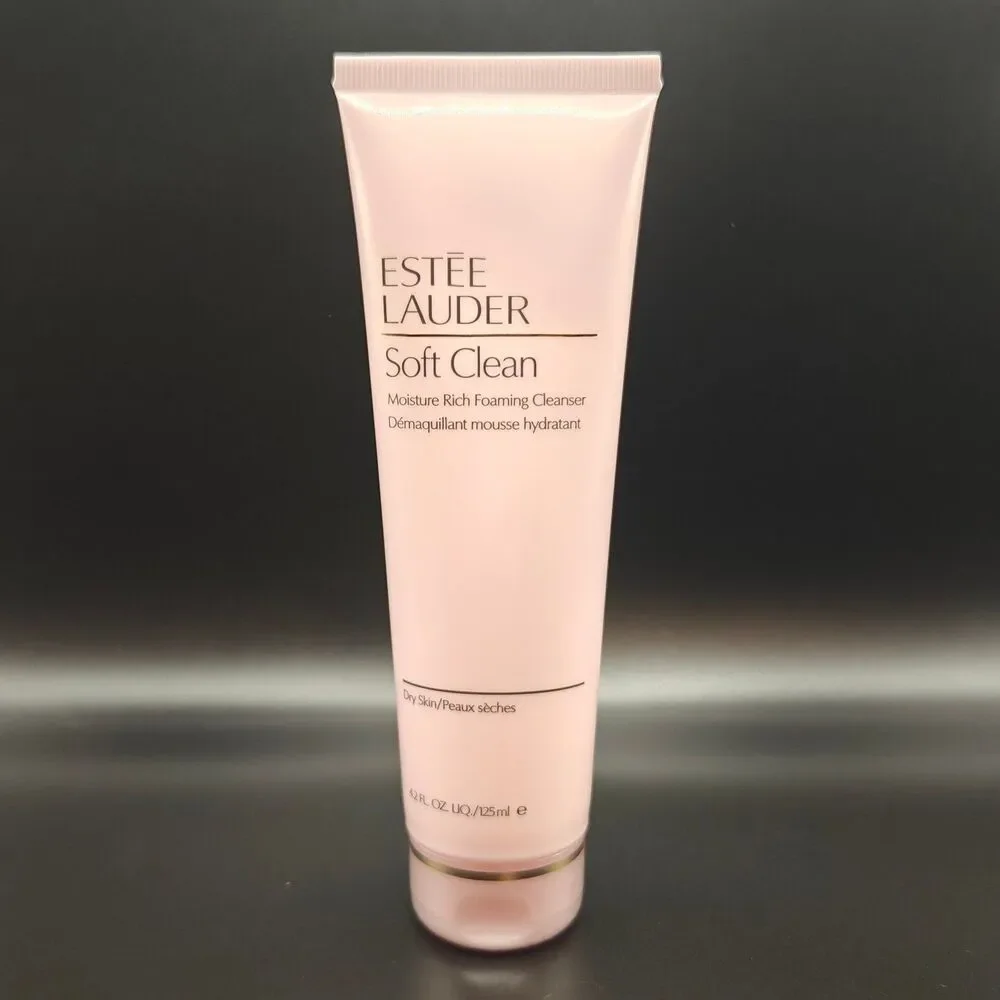 Brand new Estée Lauder Soft clean moisture rich foaming cleanser 4.2oz